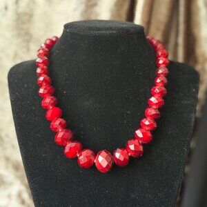 Ruby Cranberry Red Faceted Graduated Glass Bead Choker Collar Necklace WHBM Adj